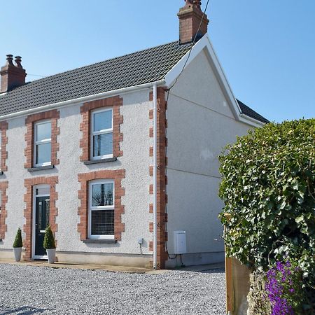 Hawthorns In Gower Villa Knelston Exterior photo
